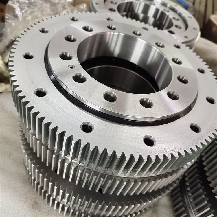 轉(zhuǎn)盤回轉(zhuǎn)支承軸承怎么安裝？安裝流程及注意事項