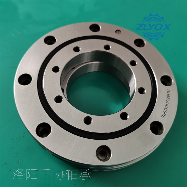 RU124交叉滾子軸承外圈定位方法有哪些？?jī)?nèi)外圈可以互換嗎？